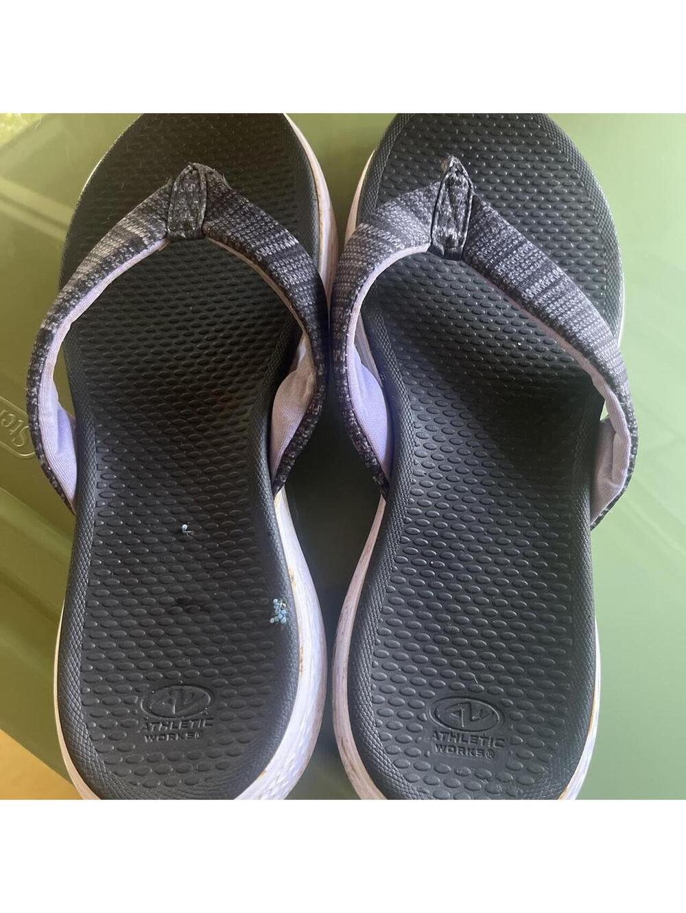 Athletic Works Women's Black and Blue Flipflop